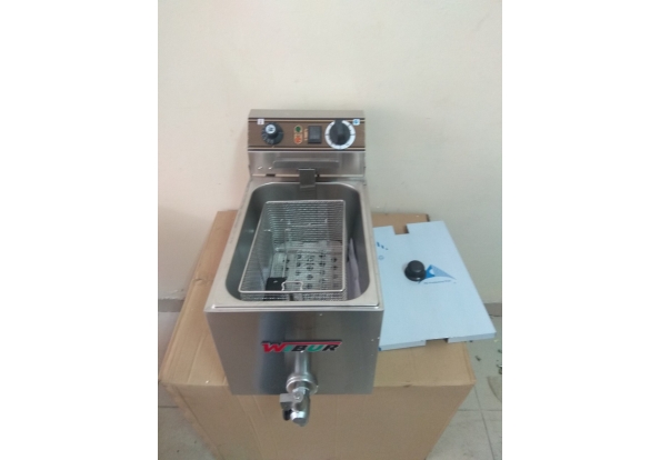 Bếp chiên đơn dùng điện 8Lit có vòi xã